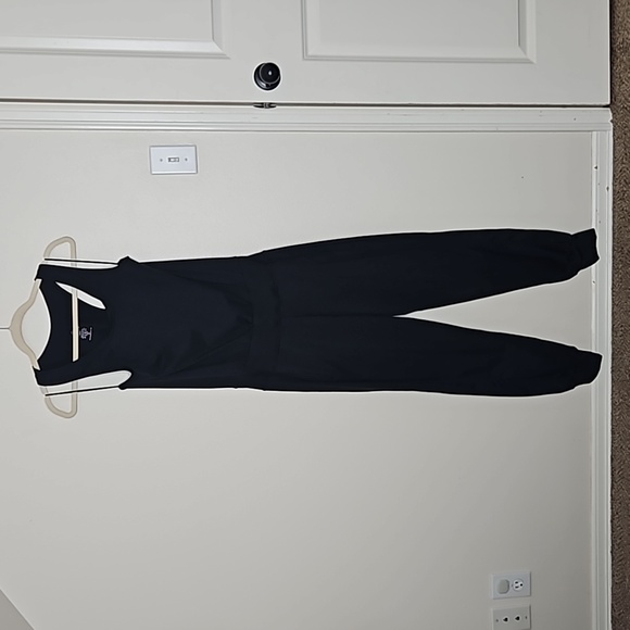 Sweaty Betty Gary Long Sleeve Black Jumpsuit Size Small - Picture 2 of 12